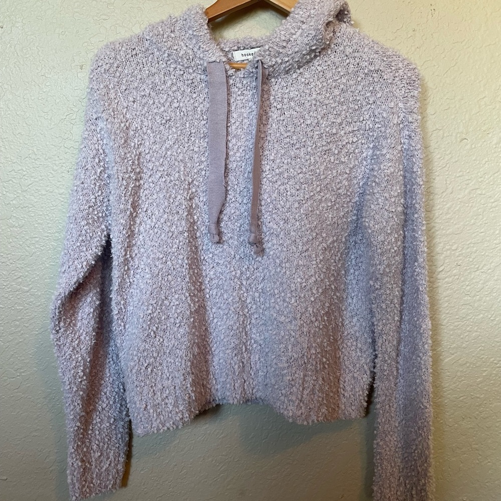 Fluffy purple hooded sweatshirt -Size Medium